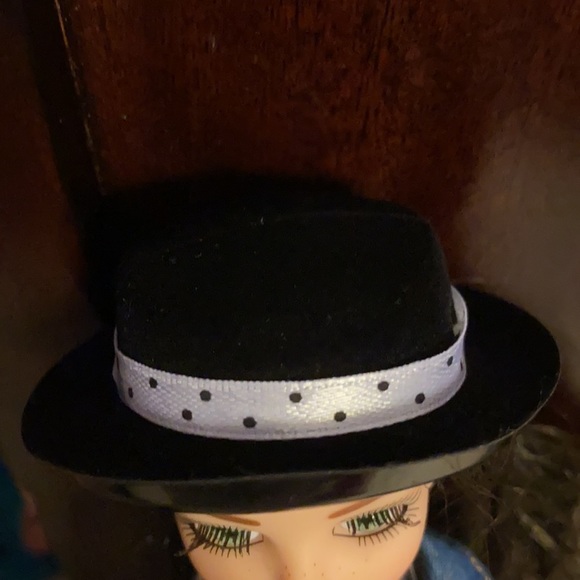 Project Mc2 McKeyla's Lava Light Doll - Picture 3 of 11